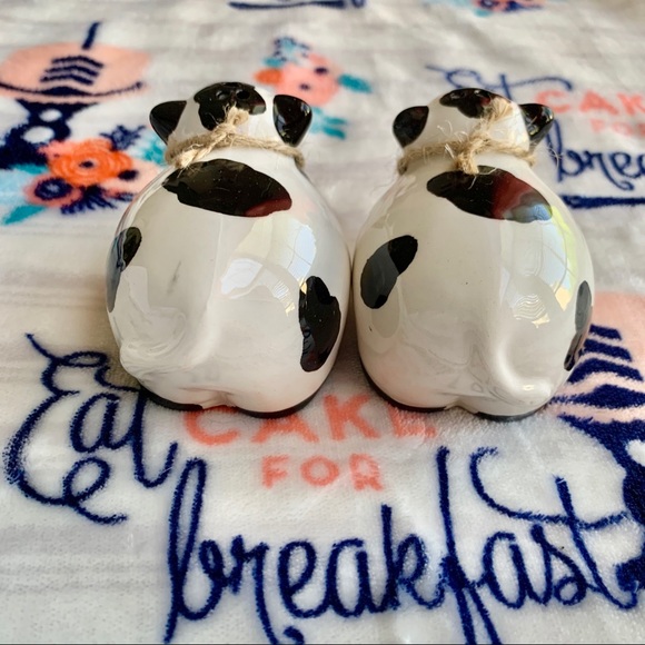 🐄 Cow Salt & Pepper Shakers 🐄 - Picture 7 of 10